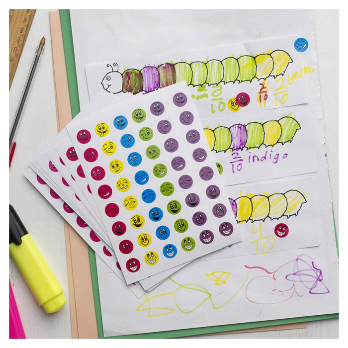 Avery Mini Smiley Face Stickers 800 Pack 13mm Round_3