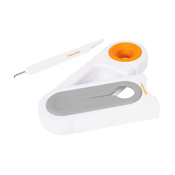 Fiskars All-In-One Vinyl Weeding Tool with Cutter & Receptacle_1