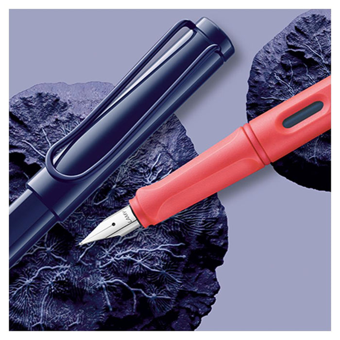 Lamy Safari Fountain Pen Dark Dusk Medium Nib 1002116_4