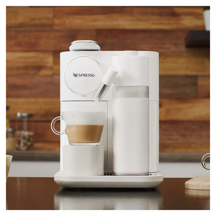 Delonghi Gran Lattissima Nespresso Coffee Machine White EN650W...