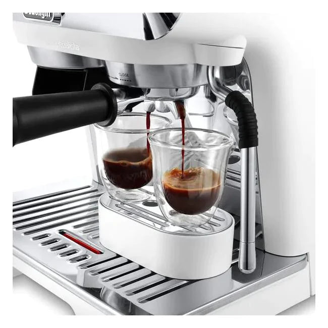 Delonghi La Specialista Arte Manual Espresso Machine EC9155W...